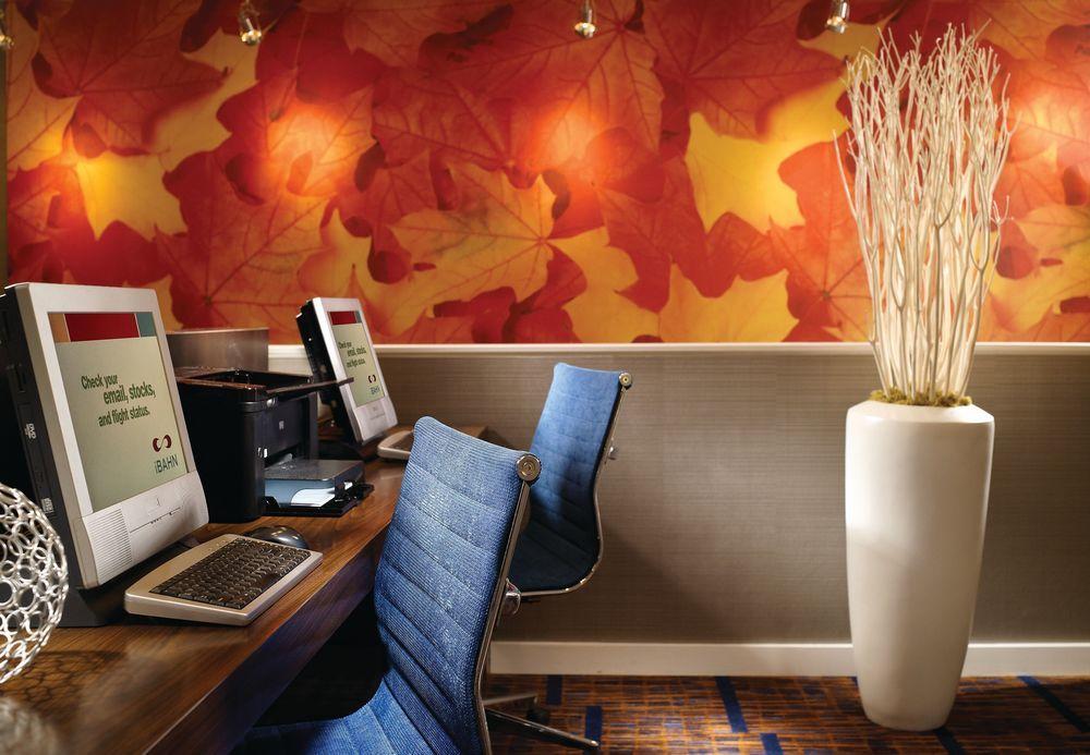 Готель Courtyard By Marriott Atlanta Executive Park/Emory Екстер'єр фото