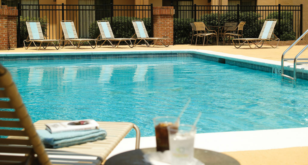 Готель Courtyard By Marriott Atlanta Executive Park/Emory Екстер'єр фото